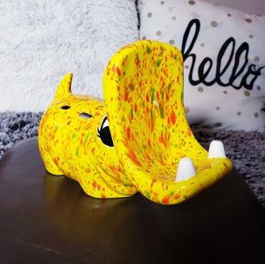 Hippo phone holder
